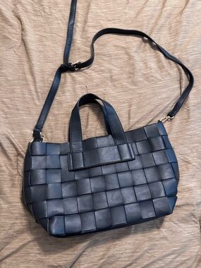 Woven Faux Leather Shoulder Bag - Black